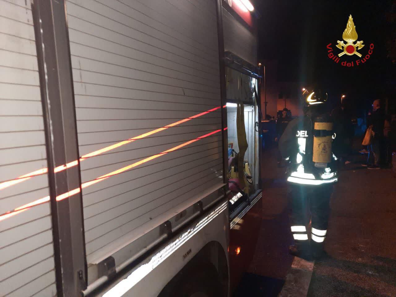 Roma - Incendio in un appartamento a Palestrina: due persone intossicate, cinque messe in salvo