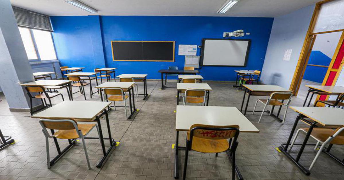 Terremoto Napoli - oggi scuole chiuse a Bagnoli e Fuorigrotta