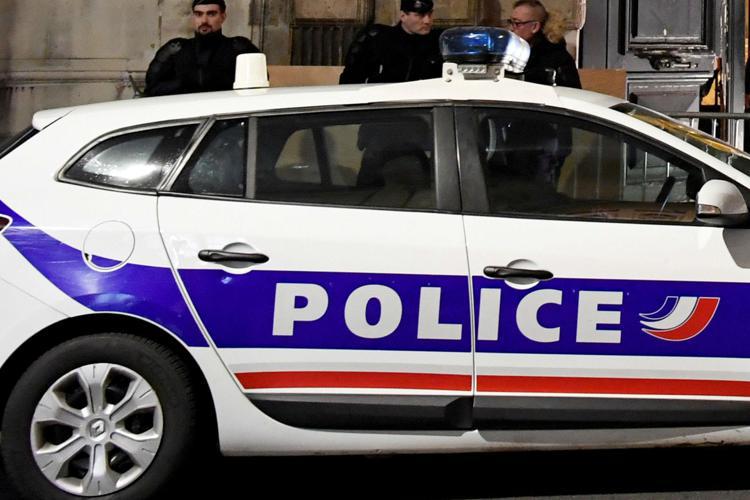 Francia: madre uccide i tre figli a Taninges, trovata morta in Svizzera