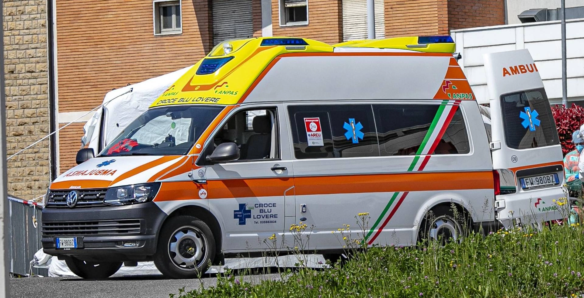 Firenze: uomo muore per esalazioni di monossido in camper, donna ricoverata