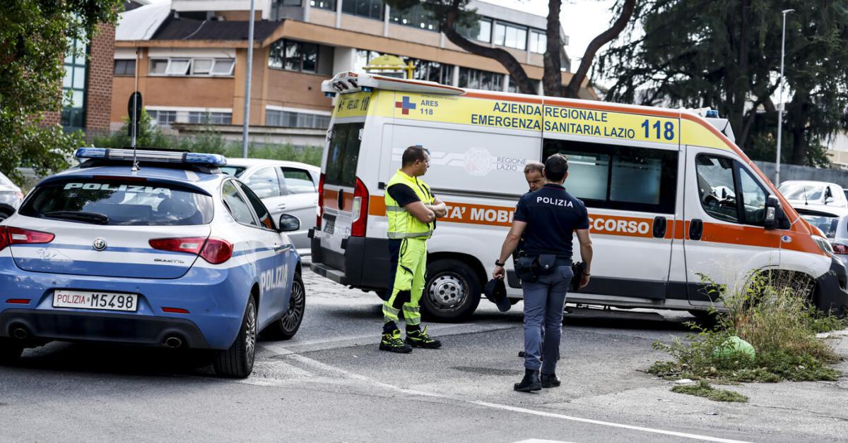 Tragedia a Bologna: Bambina di 4 Anni Cade dal Balcone e Muore