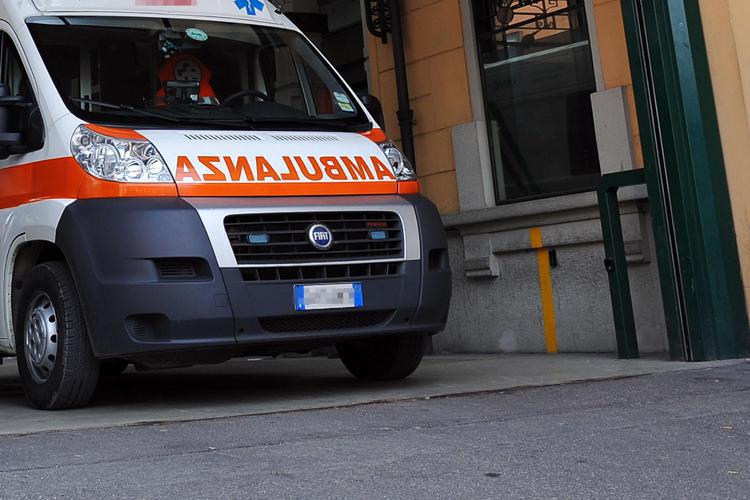 Incidente a Milano: donna 52enne travolta sulle strisce in via Lorenteggio