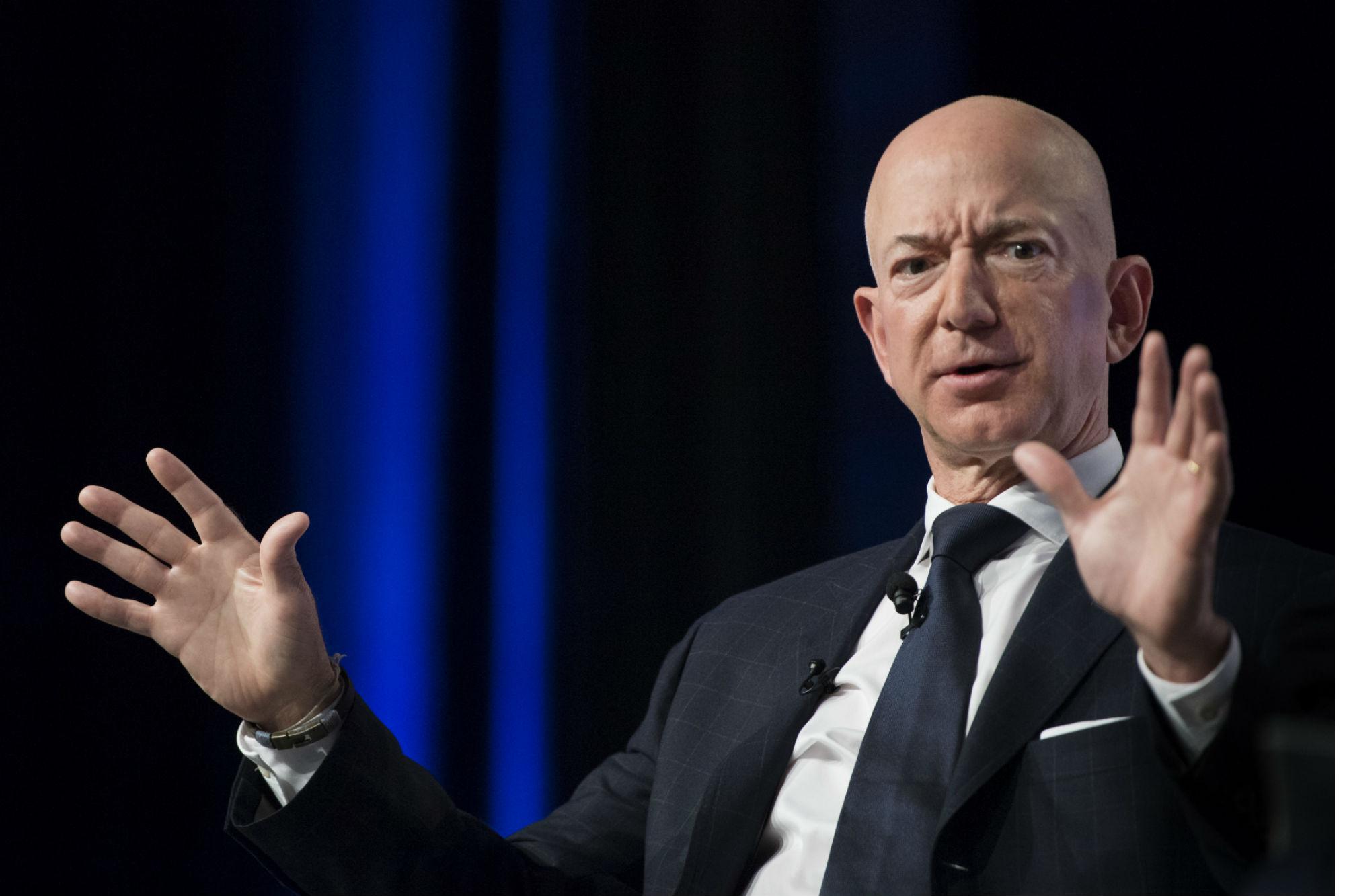 Elezioni USA: Bezos giustifica il mancato endorsement del Washington Post