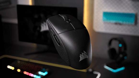 CORSAIR lancia i mouse versatili M55 e M55 WIRELESS 