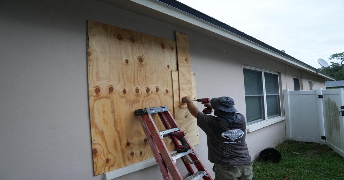 Uragano Milton minaccia la Florida: stato di emergenza e evacuazioni in corso