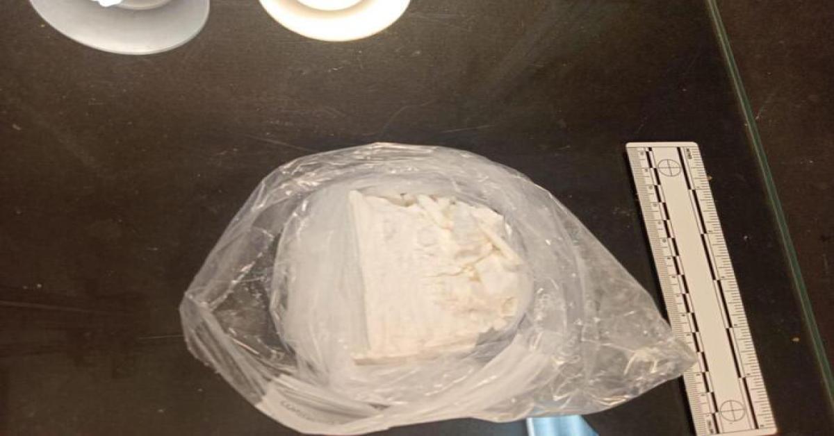 Anziana di 84 anni trovata con 900 grammi di cocaina in casa a Terni