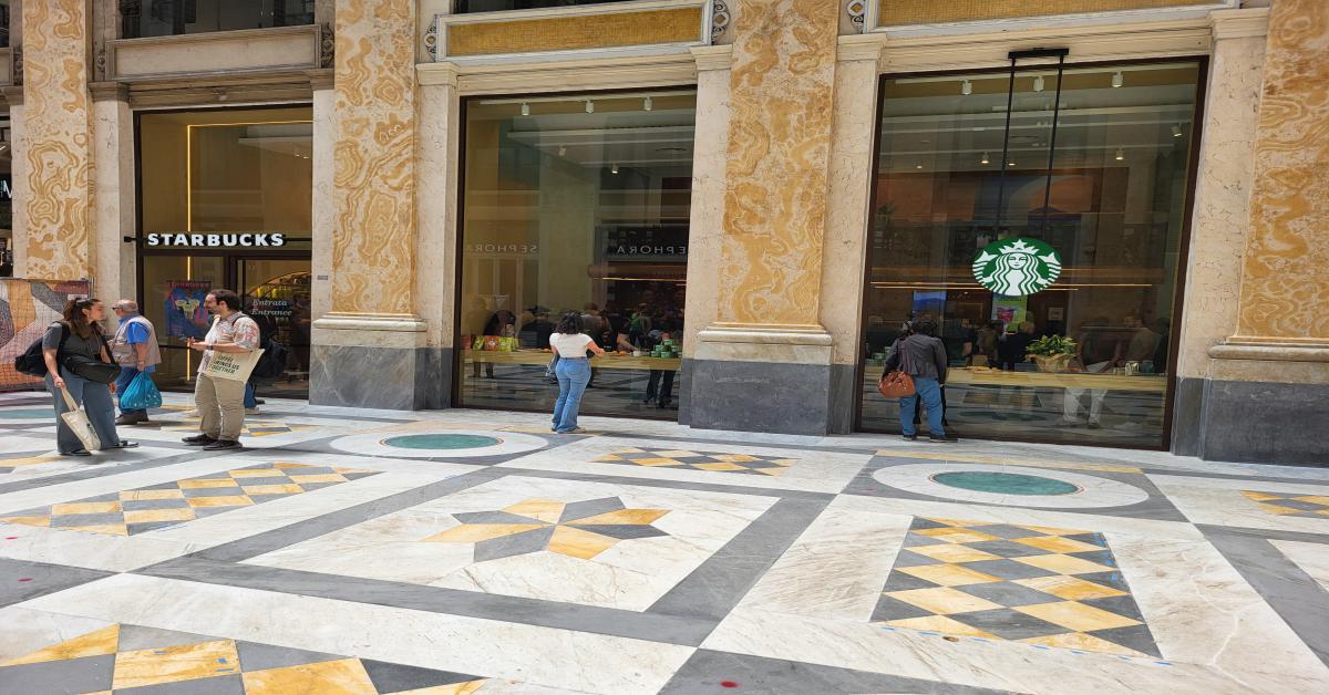 Napoli - arriva Starbucks con 30 nuovi posti di lavor -, città accoglie secondo store in Campania