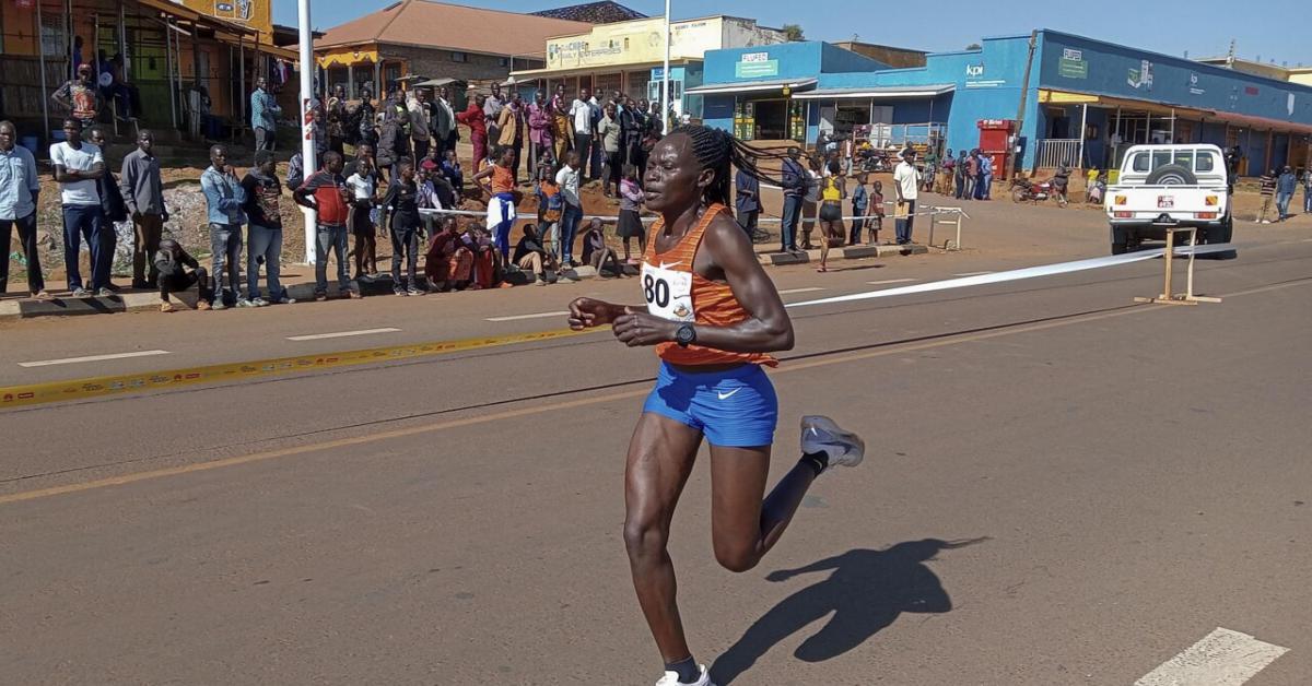 Rebecca Cheptegei, maratoneta olimpica bruciata viva dal fidanzato in Kenya