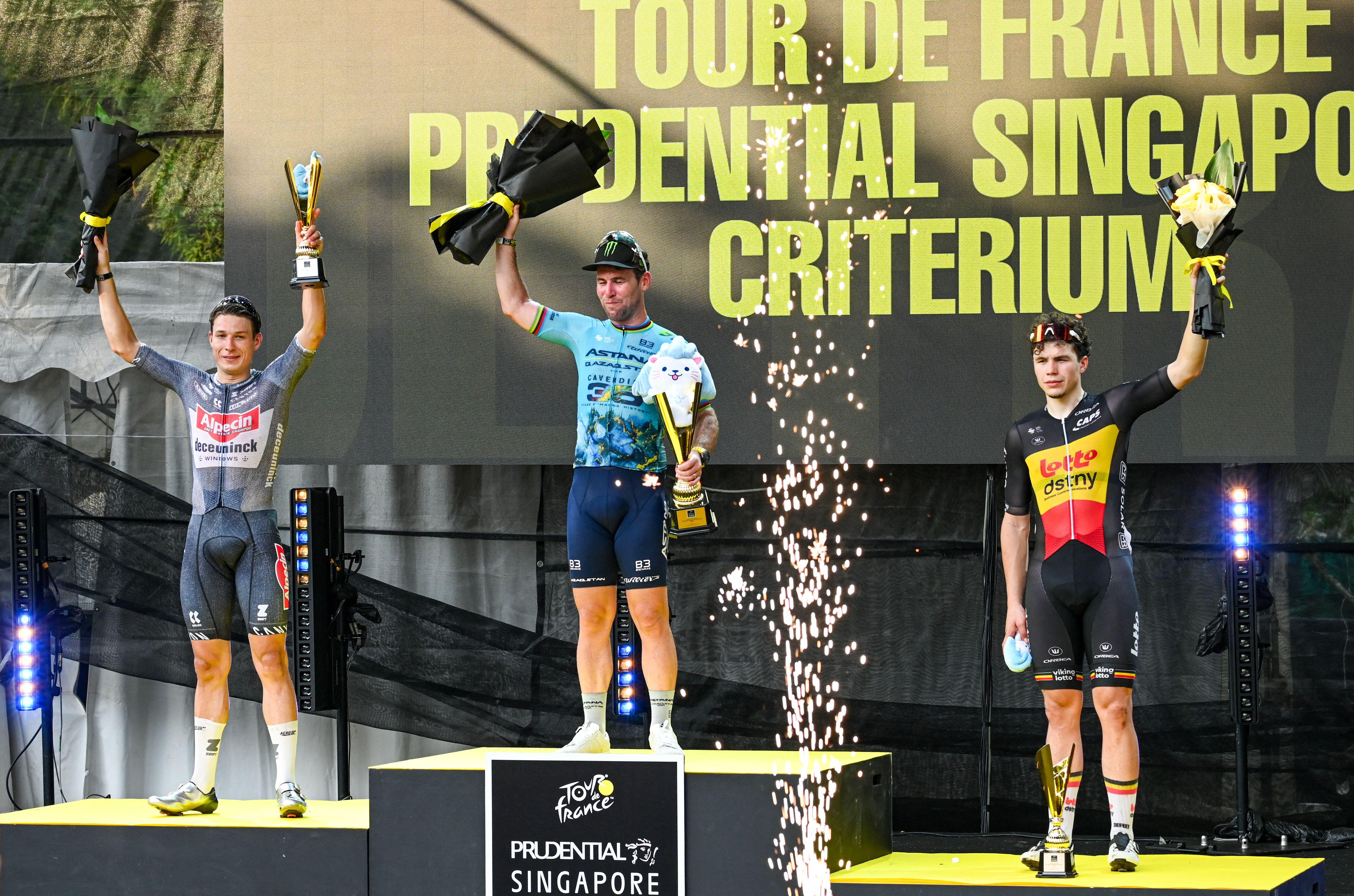 Mark Cavendish chiude la carriera con un trionfo al Criterium di Singapore