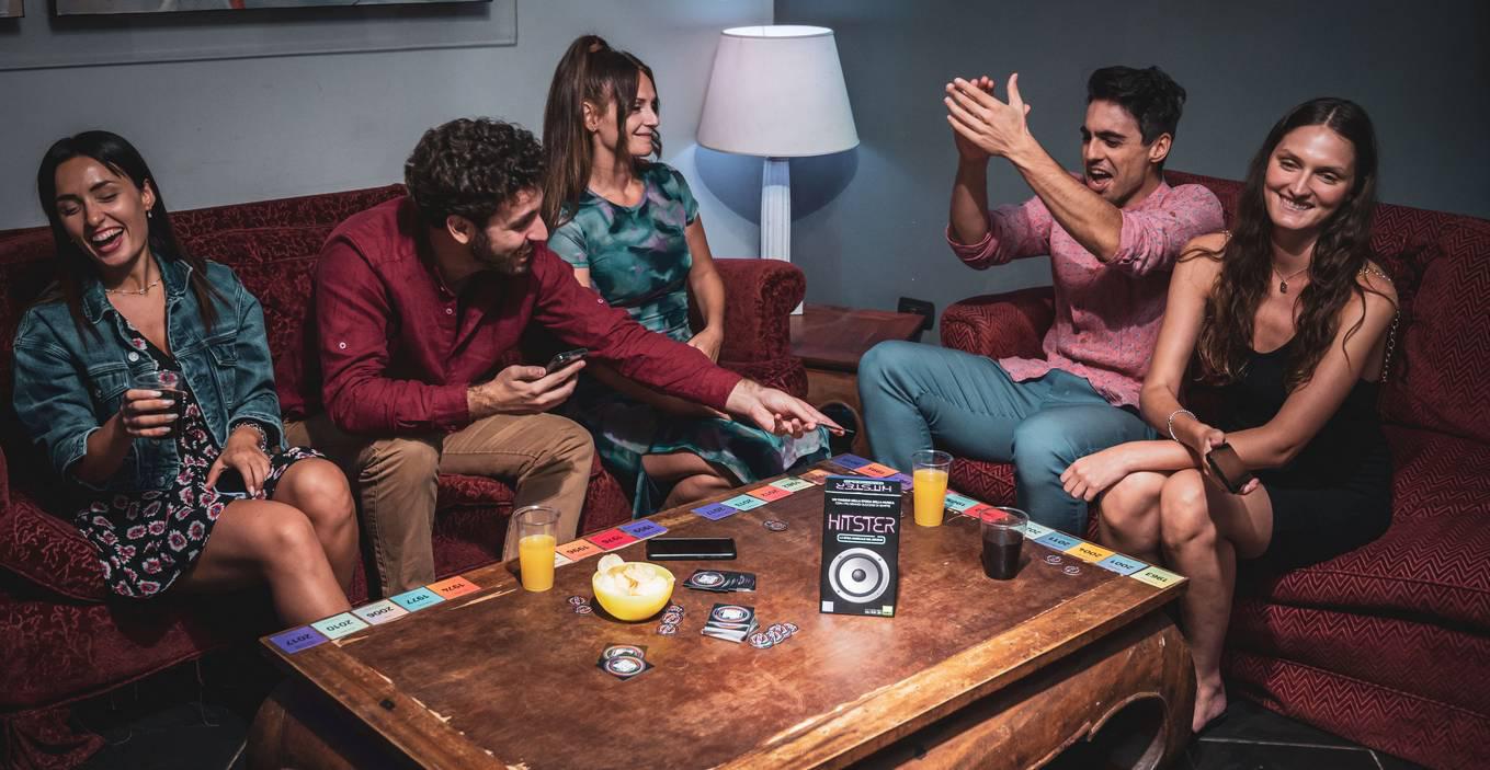 HITSTER: I PARTY GAME PERFETTI PER GLI AMANTI DEL FESTIVAL