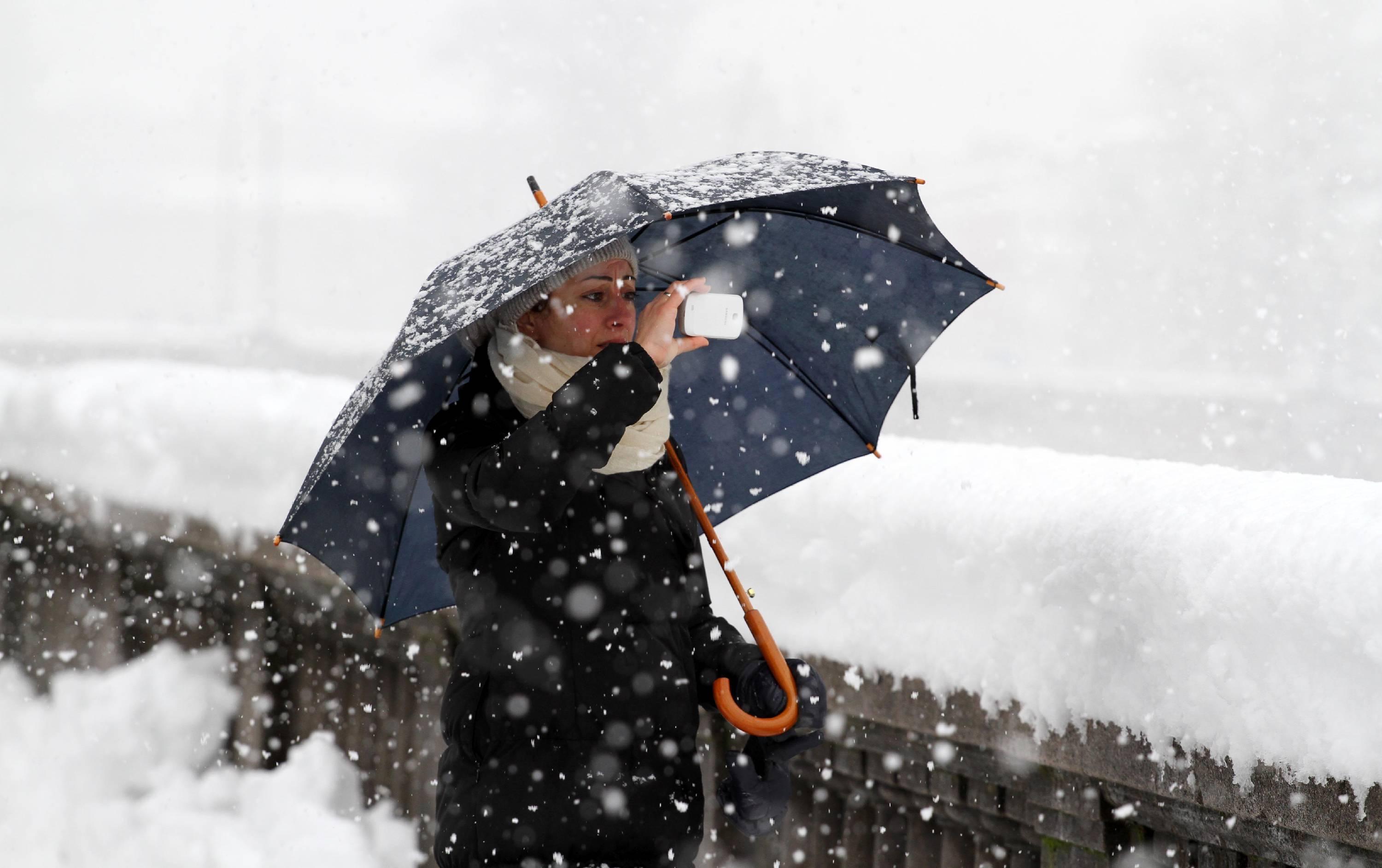 Meteo, Italia: neve, venti forti e maltempo fino al weekend