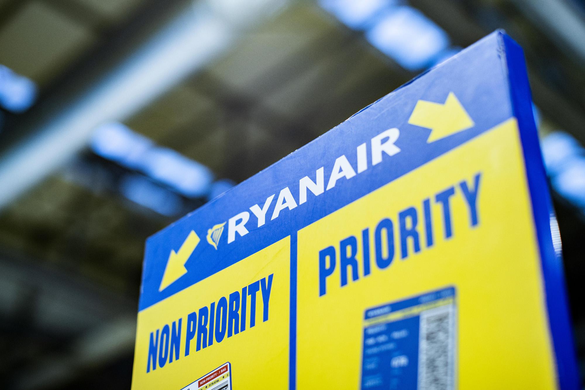 Ryanair rimborserà i consumatori per i costi aggiuntivi del check-in in aeroporto