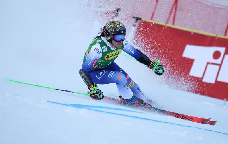 Federica Brignone trionfa nel gigante di apertura della Coppa del Mondo a Soelden