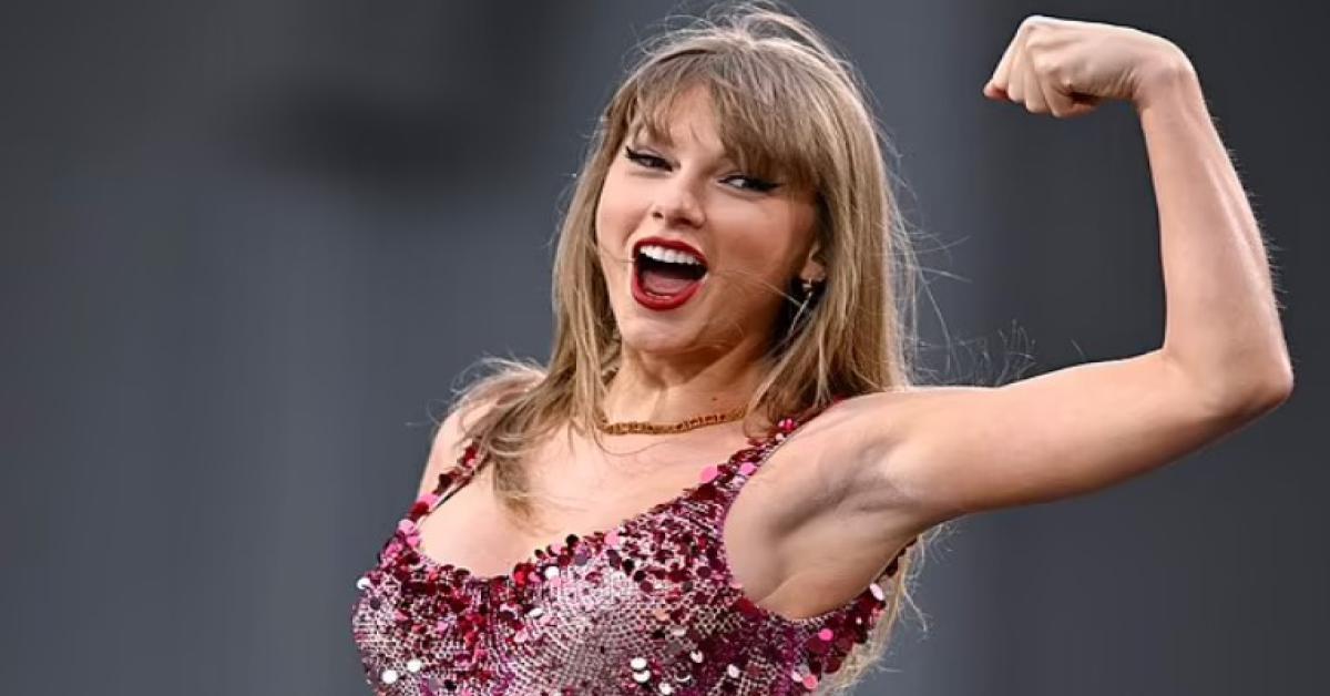 Taylor Swift annuncia la conclusione del The Eras Tour con il 100º spettacolo a Liverpool