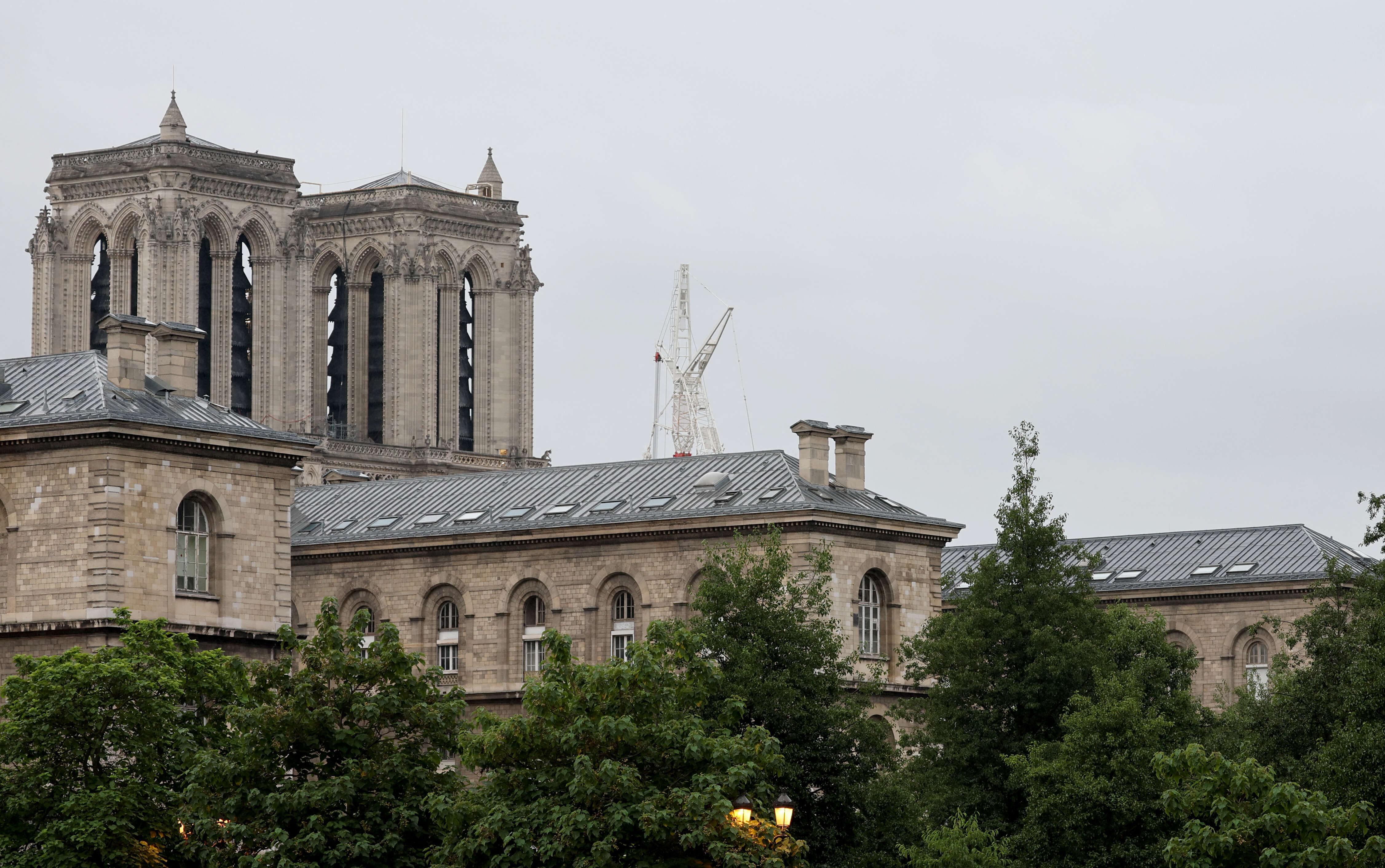 Notre-Dame: proposta di ingresso a pagamento per preservare il patrimonio culturale