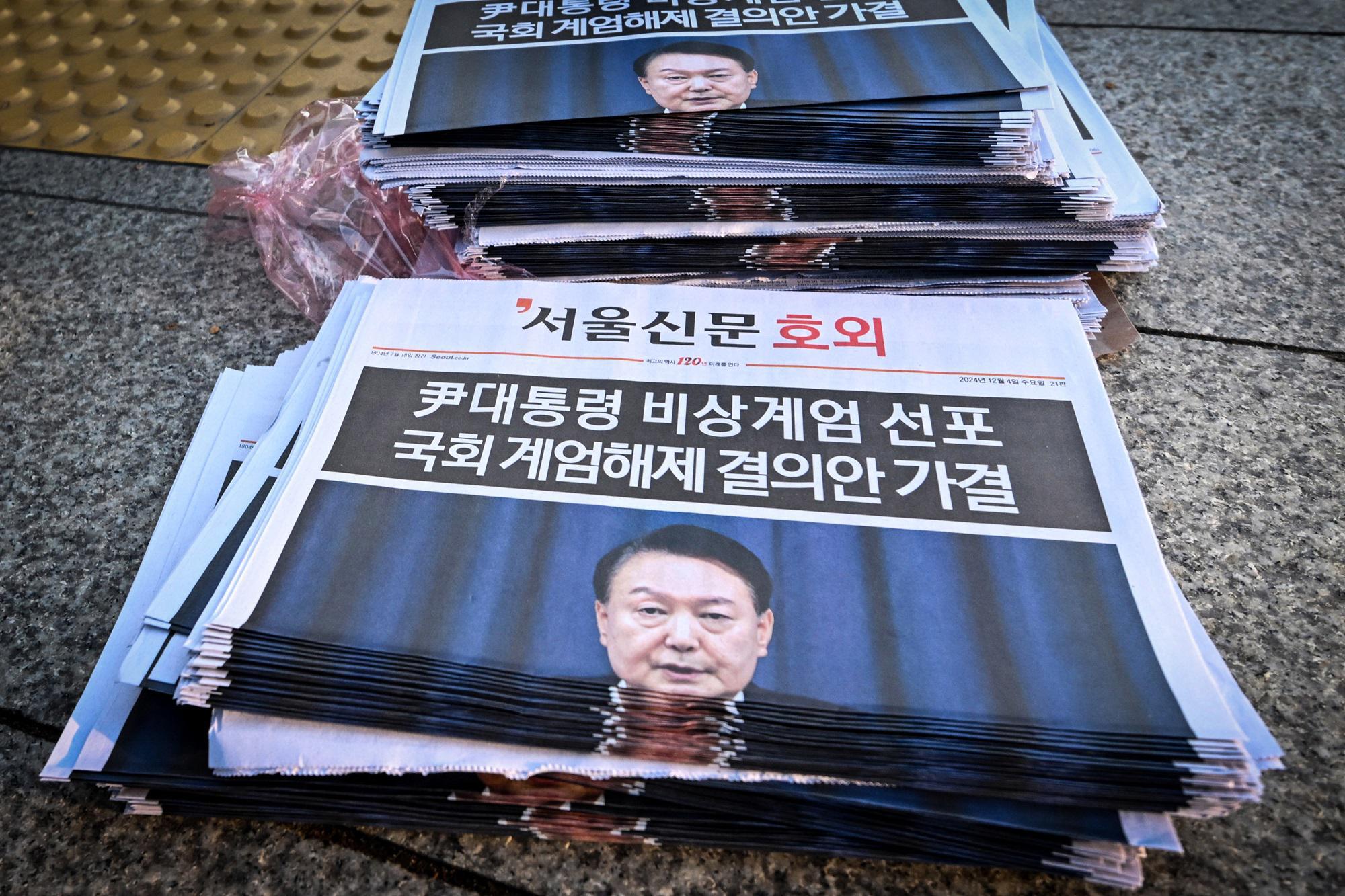 Corea del Sud: opposizione presenta mozione di impeachment contro il presidente Yoon Suk Yeol