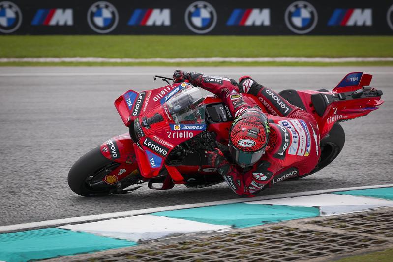 MotoGP: Bagnaia vince la Sprint a Barcellona, ma Martin mantiene il comando del Mondiale