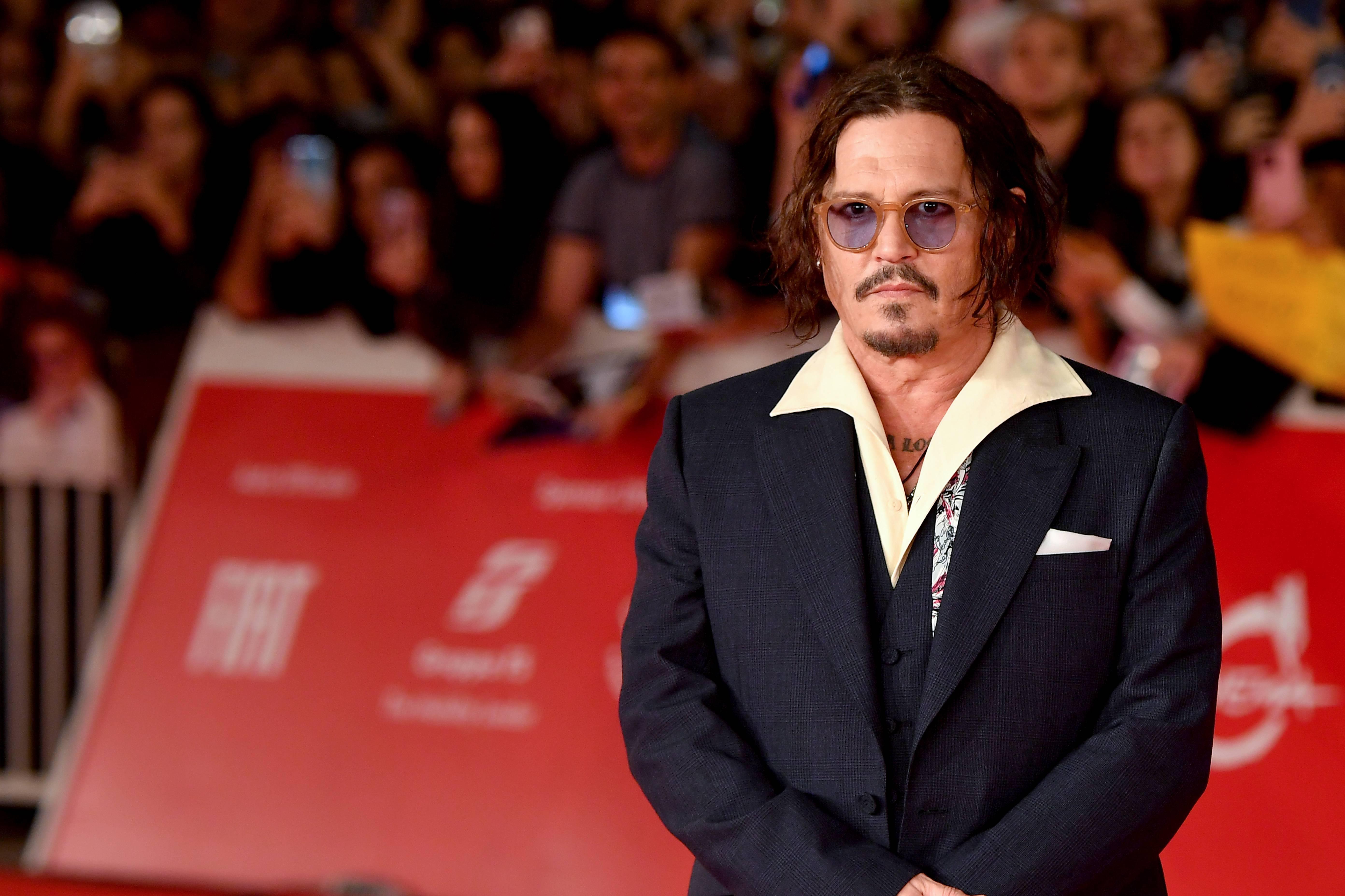 Johnny Depp torna sul grande schermo con Penelope Cruz nel thriller 