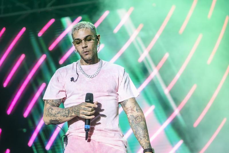 Emis Killa e il passato con la droga: Non tocco nulla da sette anni 