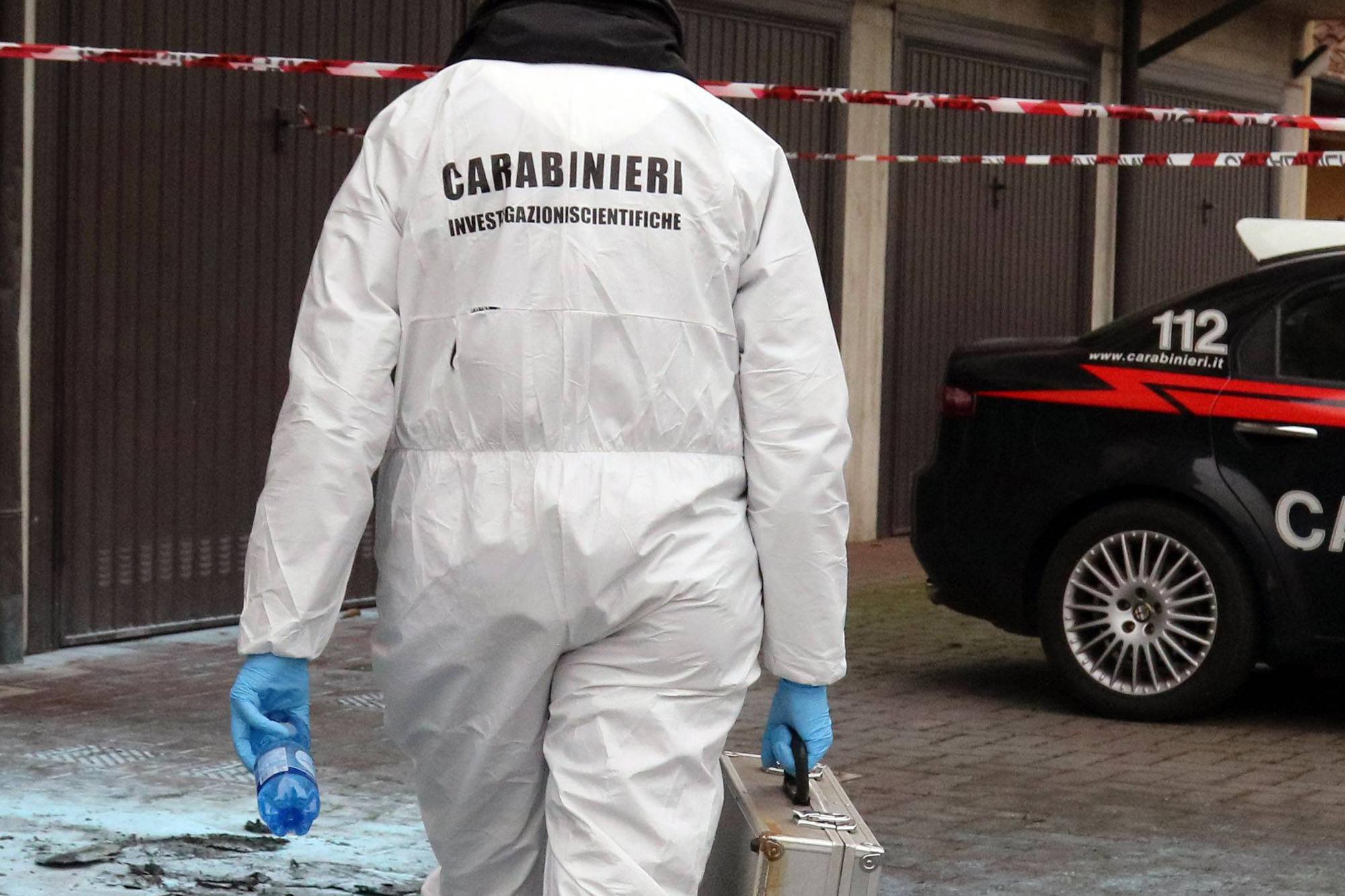 Torino, coppia trovata morta in casa: possibile omicidio-suicidio